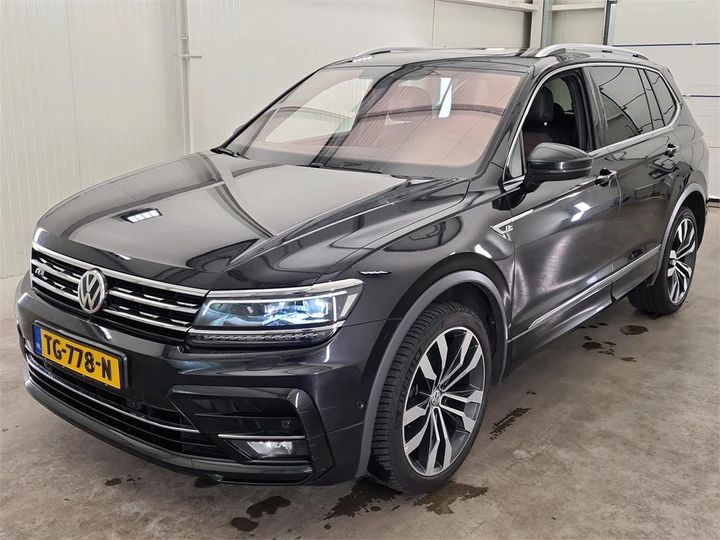 VOLKSWAGEN TIGUAN 2018 wvgzzz5nzjm156095