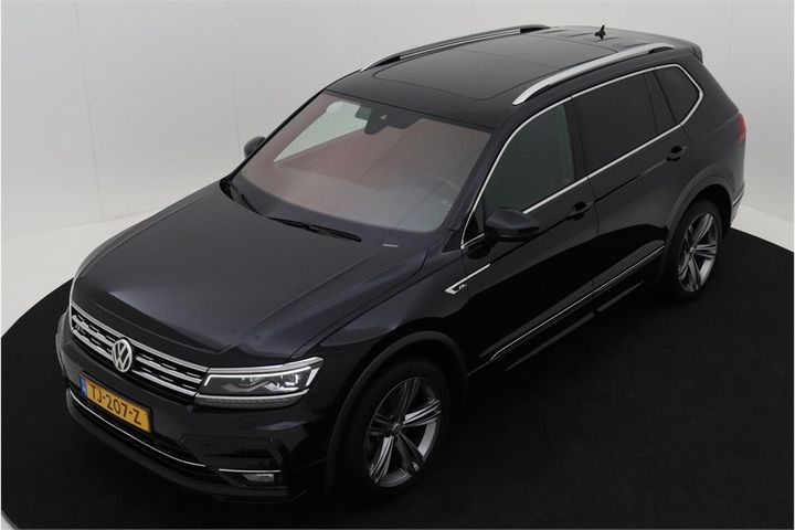 VOLKSWAGEN TIGUAN 2018 wvgzzz5nzjm161968