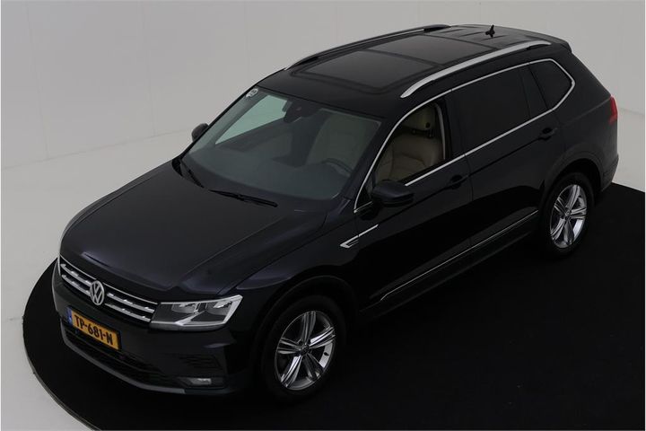 VOLKSWAGEN TIGUAN ALLSPACE 2018 wvgzzz5nzjm162813