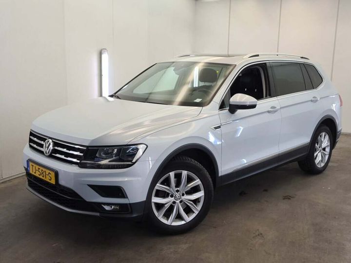 VOLKSWAGEN TIGUAN 2018 wvgzzz5nzjm167640