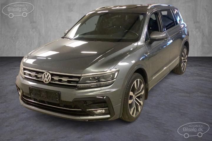 VOLKSWAGEN TIGUAN ESTATE 2018 wvgzzz5nzjm173102