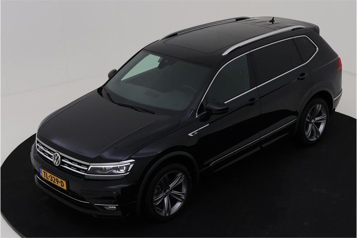 VOLKSWAGEN TIGUAN ALLSPACE 2018 wvgzzz5nzjm181414