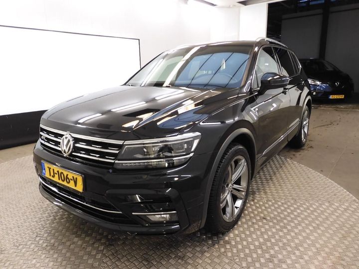 VOLKSWAGEN TIGUAN ALLSPACE 2018 wvgzzz5nzjm181458