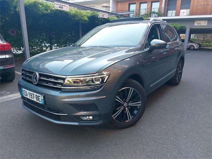 VOLKSWAGEN TIGUAN 2017 wvgzzz5nzjw318074