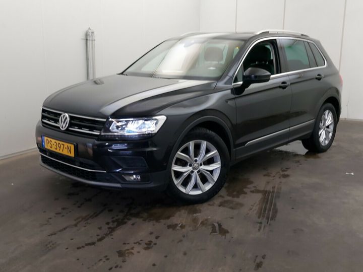 VOLKSWAGEN TIGUAN 2017 wvgzzz5nzjw321262