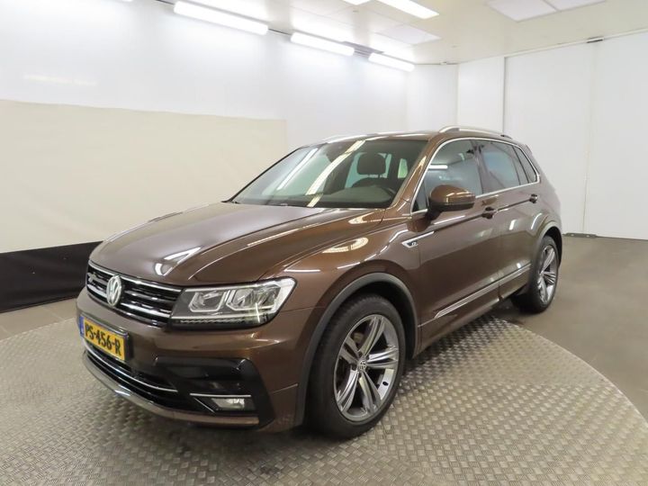 VOLKSWAGEN TIGUAN 2017 wvgzzz5nzjw328091