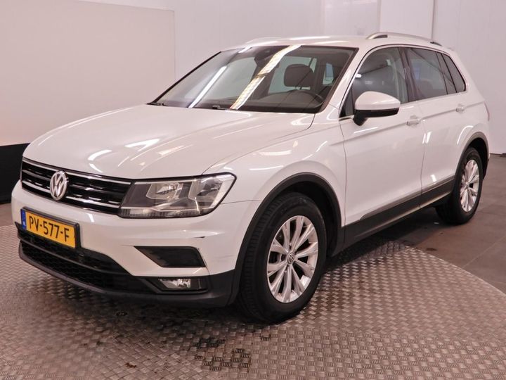 VOLKSWAGEN TIGUAN 2017 wvgzzz5nzjw328618