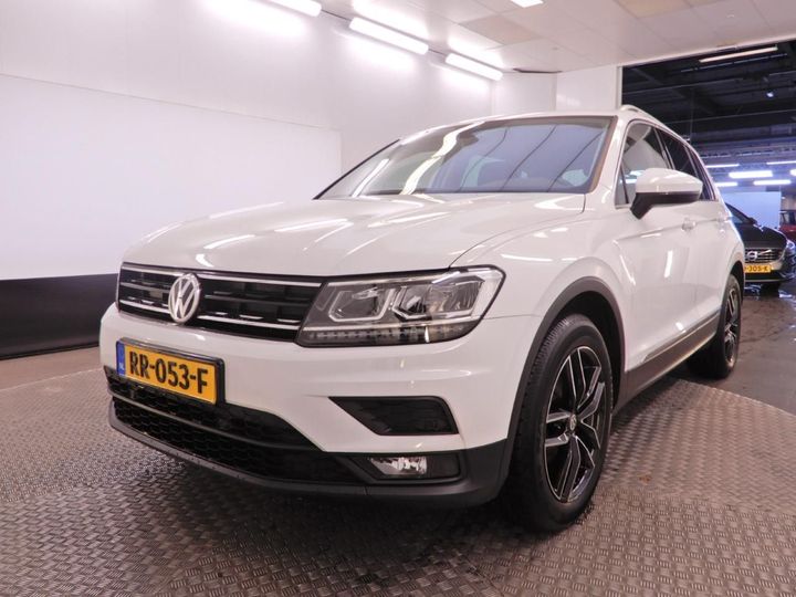 VOLKSWAGEN TIGUAN 2018 wvgzzz5nzjw334831