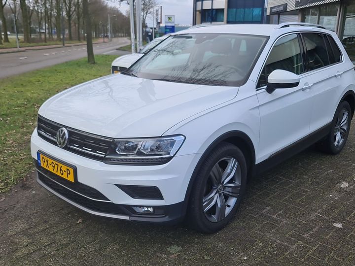 VOLKSWAGEN TIGUAN 2017 wvgzzz5nzjw335336