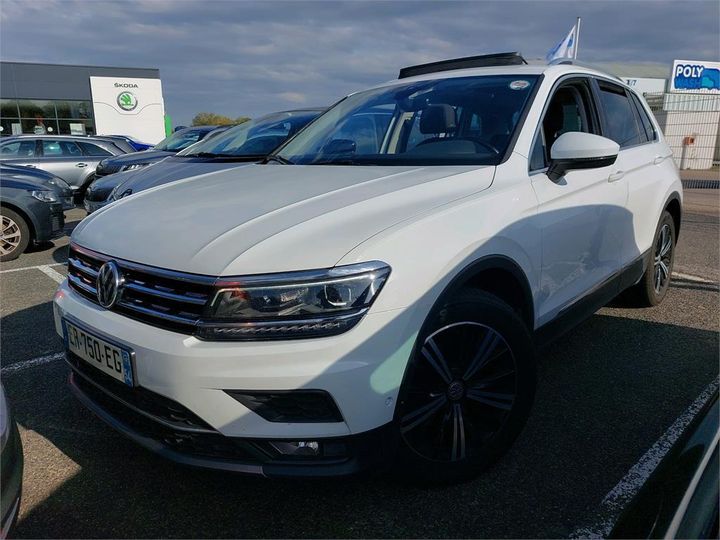 VOLKSWAGEN TIGUAN 2017 wvgzzz5nzjw335807