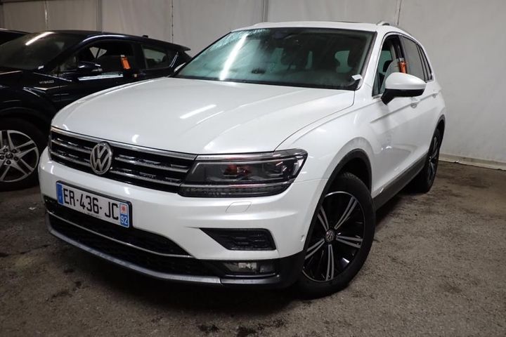 VOLKSWAGEN TIGUAN 2017 wvgzzz5nzjw341045