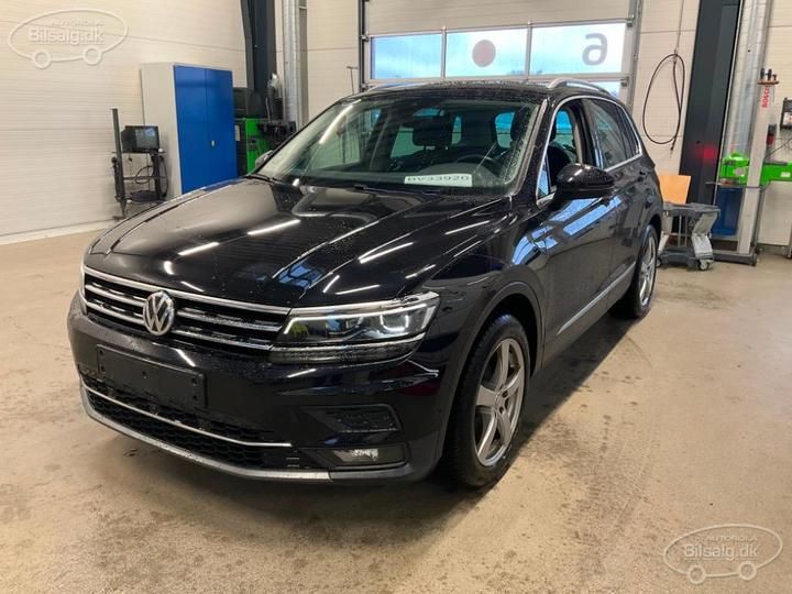 VOLKSWAGEN TIGUAN ESTATE 2017 wvgzzz5nzjw348574