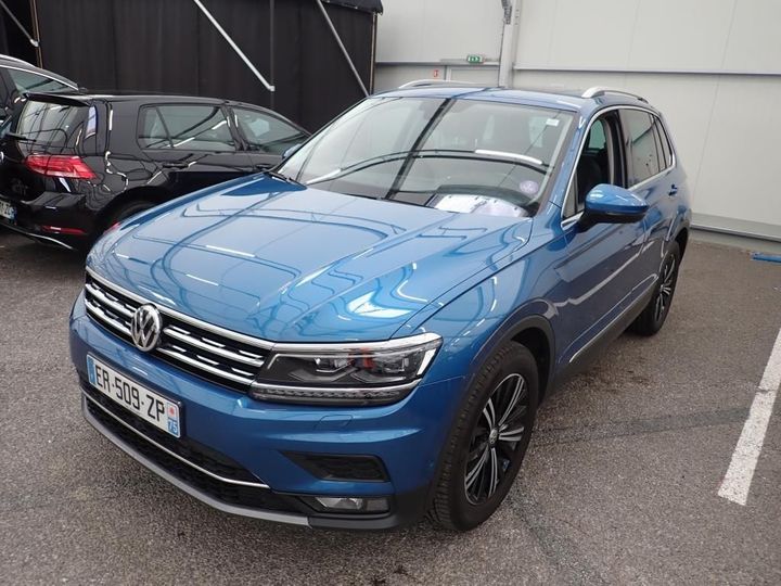 VOLKSWAGEN TIGUAN 2017 wvgzzz5nzjw350183