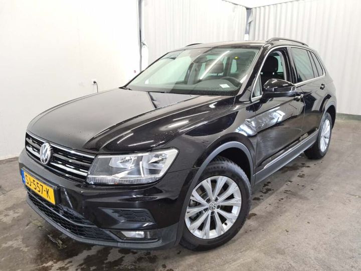 VOLKSWAGEN TIGUAN 2018 wvgzzz5nzjw356351