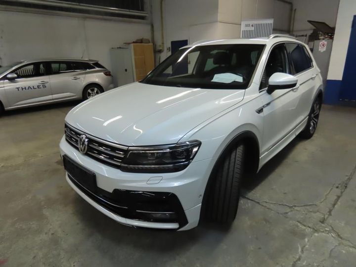 VOLKSWAGEN TIGUAN 2018 wvgzzz5nzjw357583