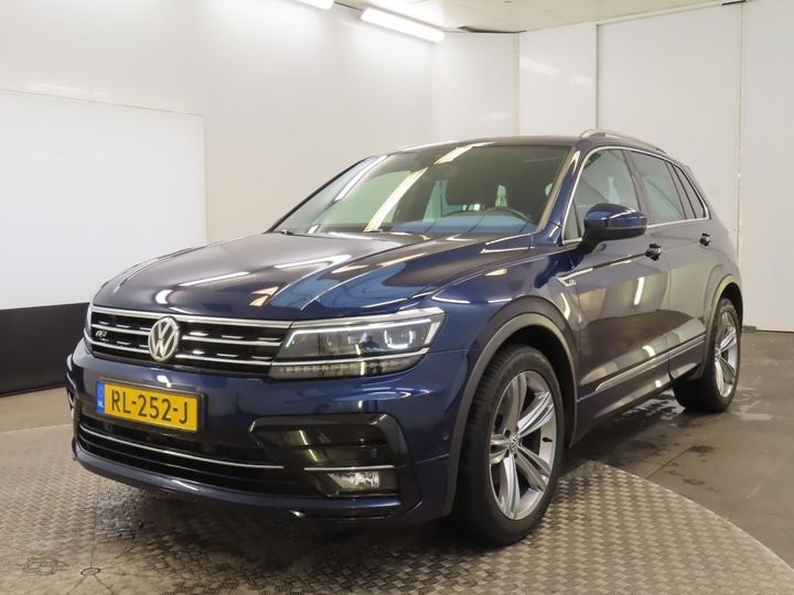 VOLKSWAGEN TIGUAN 2018 wvgzzz5nzjw357633