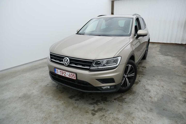 VOLKSWAGEN TIGUAN &#3916 2018 wvgzzz5nzjw358085