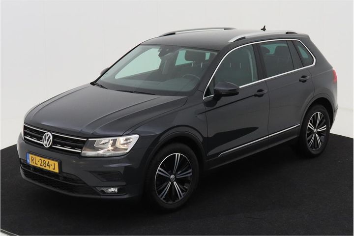 VOLKSWAGEN TIGUAN 2018 wvgzzz5nzjw359567