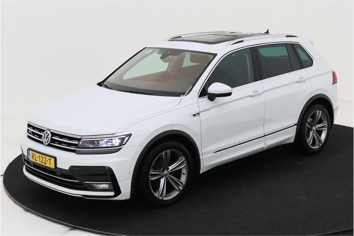 VOLKSWAGEN TIGUAN 2018 wvgzzz5nzjw363713