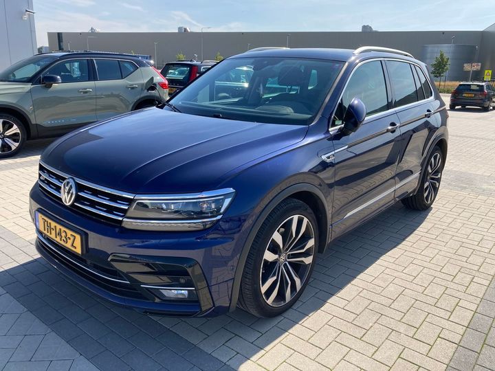 VOLKSWAGEN TIGUAN 2017 wvgzzz5nzjw365766