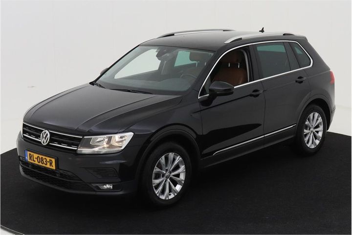 VOLKSWAGEN TIGUAN 2018 wvgzzz5nzjw366154