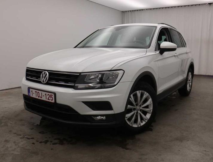 VOLKSWAGEN TIGUAN &#3916 2018 wvgzzz5nzjw367009