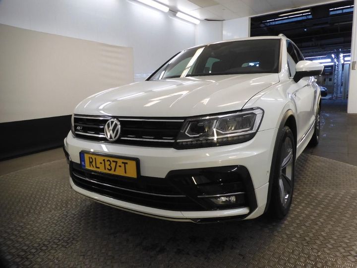 VOLKSWAGEN TIGUAN 2018 wvgzzz5nzjw369430