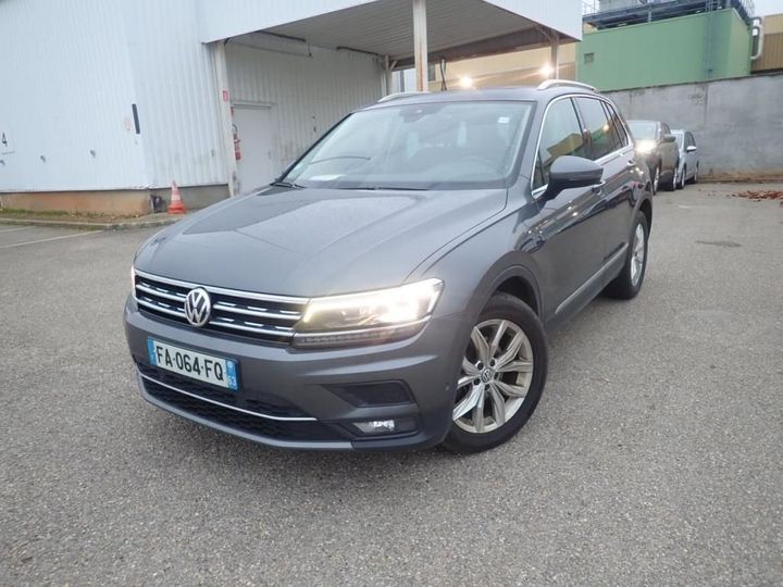 VOLKSWAGEN TIGUAN 2018 wvgzzz5nzjw371583