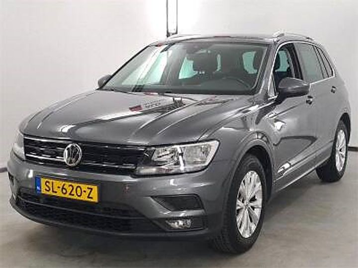 VOLKSWAGEN TIGUAN 2018 wvgzzz5nzjw375713