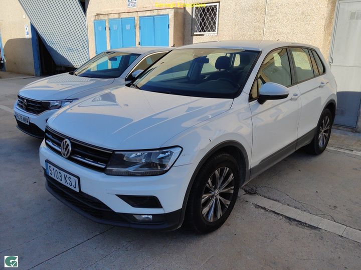 VOLKSWAGEN TIGUAN 2018 wvgzzz5nzjw388198