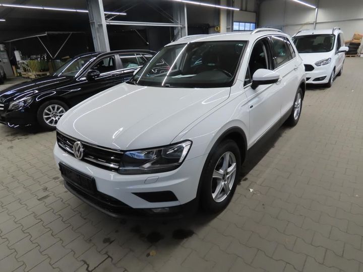 VOLKSWAGEN TIGUAN 2018 wvgzzz5nzjw402142