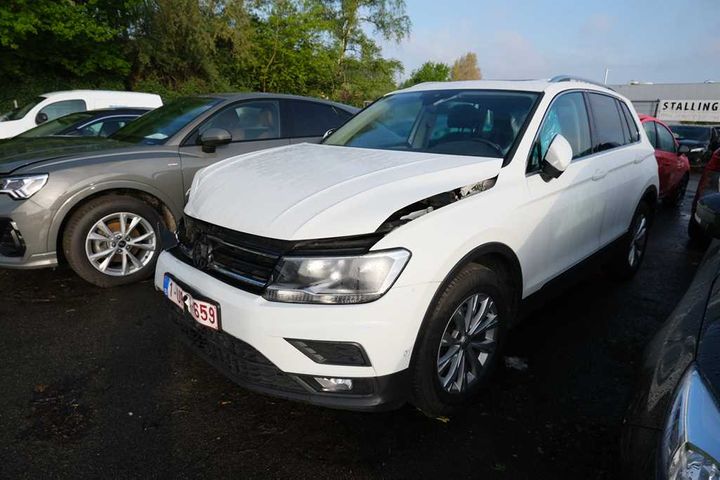 VOLKSWAGEN TIGUAN &#3916 2018 wvgzzz5nzjw411042