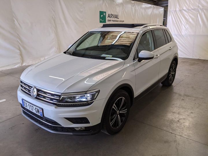 VOLKSWAGEN TIGUAN 2018 wvgzzz5nzjw415837