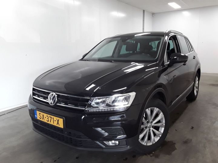 VOLKSWAGEN TIGUAN 2018 wvgzzz5nzjw417004