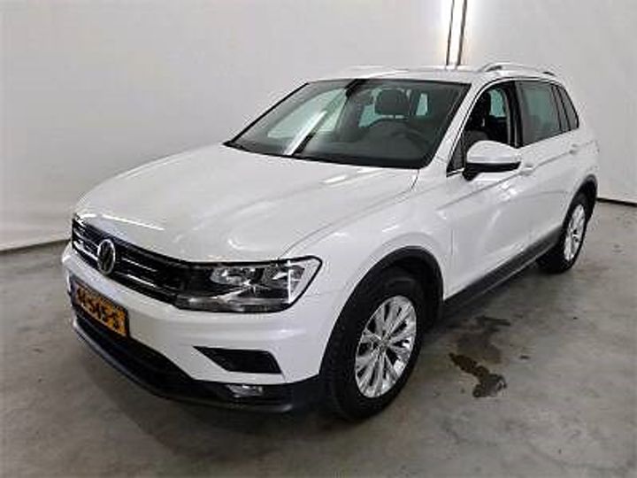 VOLKSWAGEN TIGUAN 2018 wvgzzz5nzjw424231