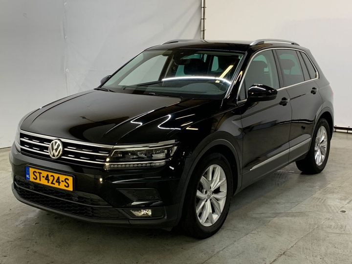 VOLKSWAGEN TIGUAN 2018 wvgzzz5nzjw425901