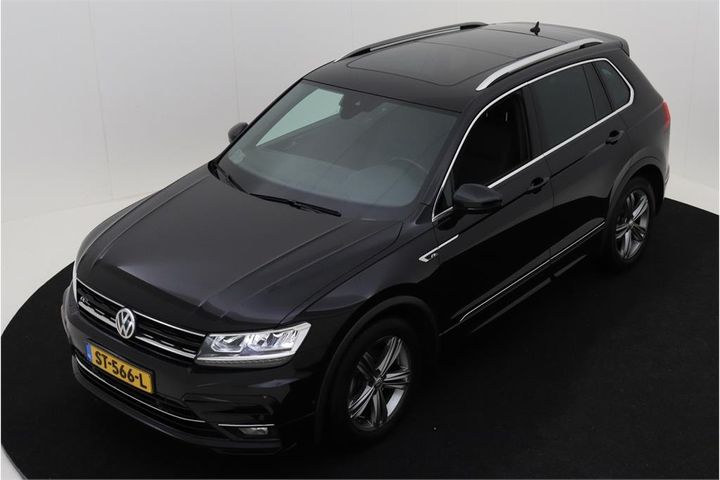 VOLKSWAGEN TIGUAN 2018 wvgzzz5nzjw428891