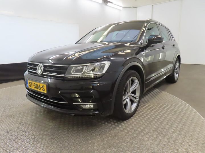 VOLKSWAGEN TIGUAN 2018 wvgzzz5nzjw430479