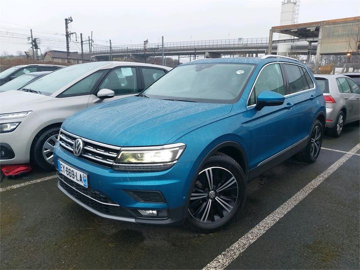 VOLKSWAGEN TIGUAN 2018 wvgzzz5nzjw431154