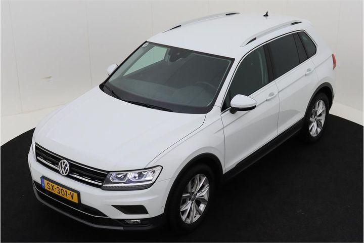 VOLKSWAGEN TIGUAN 2018 wvgzzz5nzjw431421