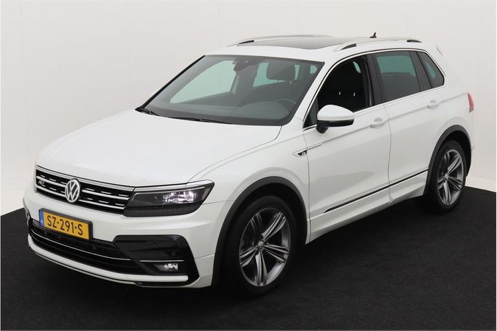 VOLKSWAGEN TIGUAN 2018 wvgzzz5nzjw432750