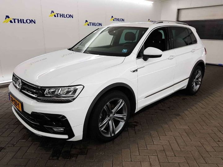 VOLKSWAGEN TIGUAN 2018 wvgzzz5nzjw433035