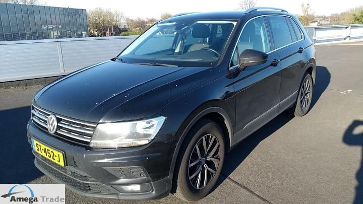 VOLKSWAGEN TIGUAN 2018 wvgzzz5nzjw435413