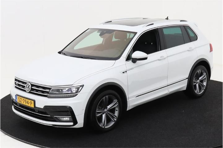 VOLKSWAGEN TIGUAN 2018 wvgzzz5nzjw439240