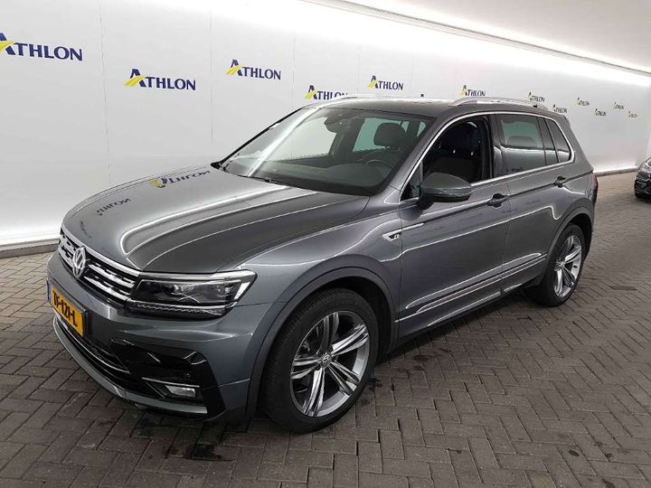 VOLKSWAGEN TIGUAN 2018 wvgzzz5nzjw441161