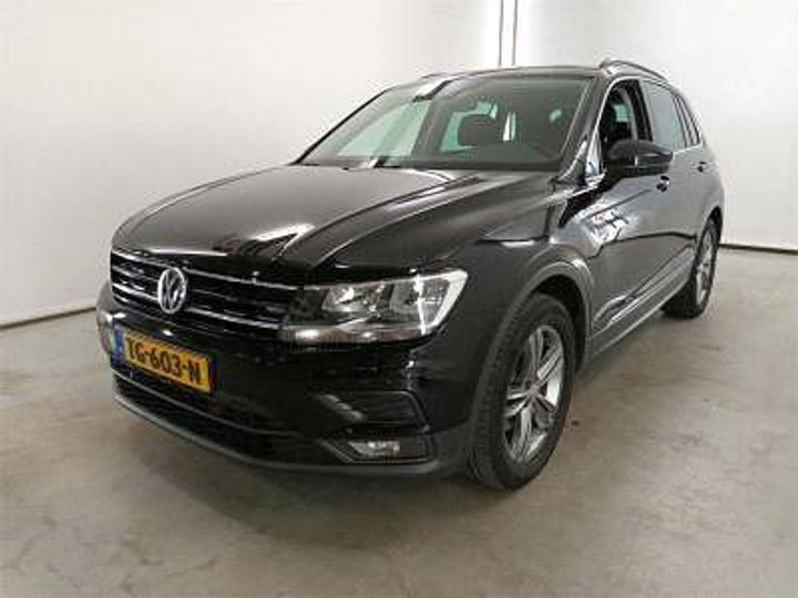 VOLKSWAGEN TIGUAN 2018 wvgzzz5nzjw443739