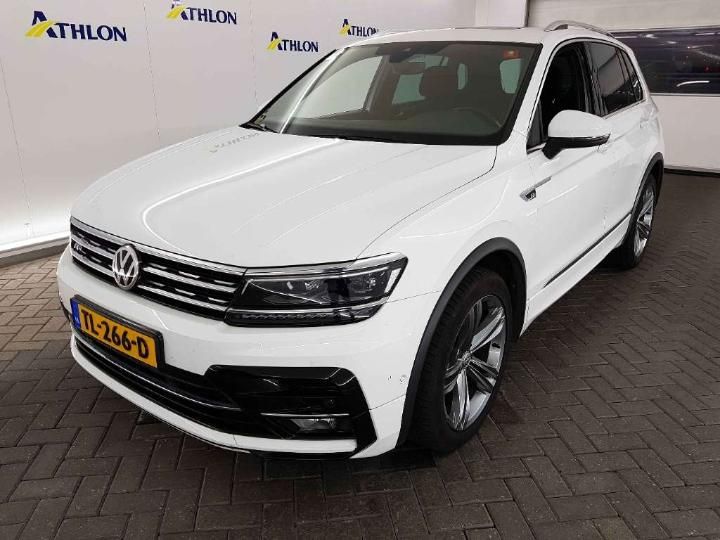 VOLKSWAGEN TIGUAN 2018 wvgzzz5nzjw444352