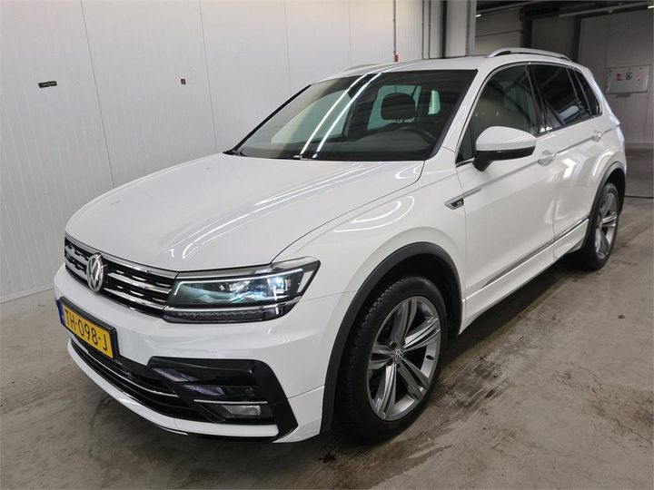 VOLKSWAGEN TIGUAN 2018 wvgzzz5nzjw447396