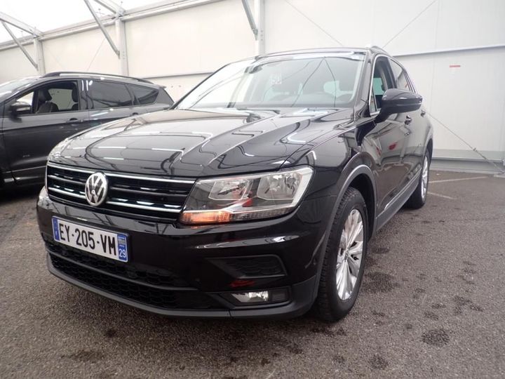 VOLKSWAGEN TIGUAN 2018 wvgzzz5nzjw449388