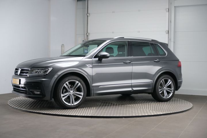 VOLKSWAGEN TIGUAN 2018 wvgzzz5nzjw449976